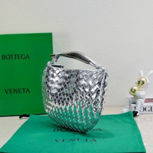 Bottega veneta sardine classic 33x20cm Bags