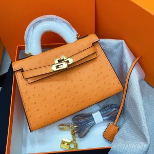 Hermes kelly bag ostrich 22CM Bags