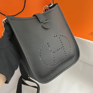 Hermes evelyne 20x16.5cm black Bags