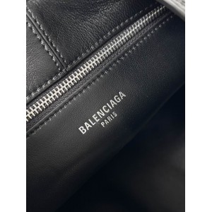 Balenciaga medium locker bag 35x62x10cm Bags