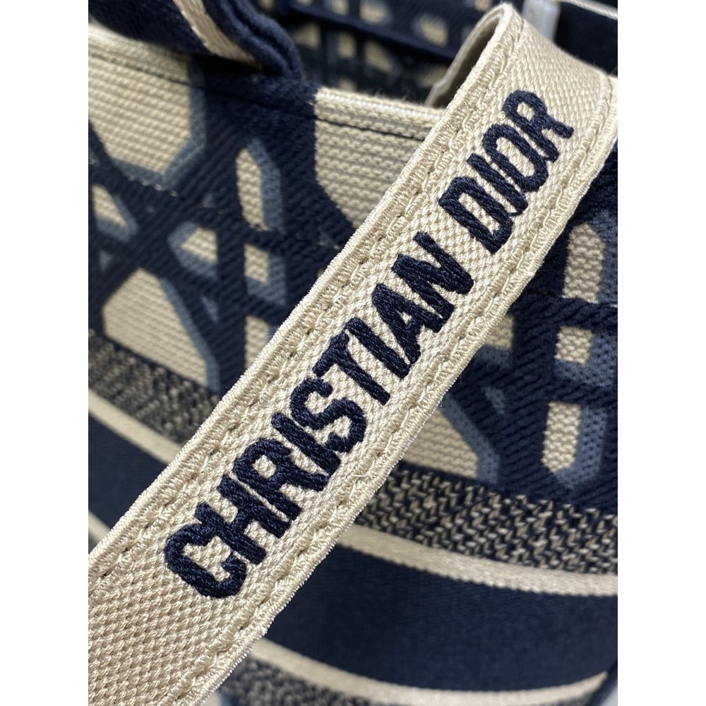 Dior Hat basket bag 2024 new model 26cm Bags