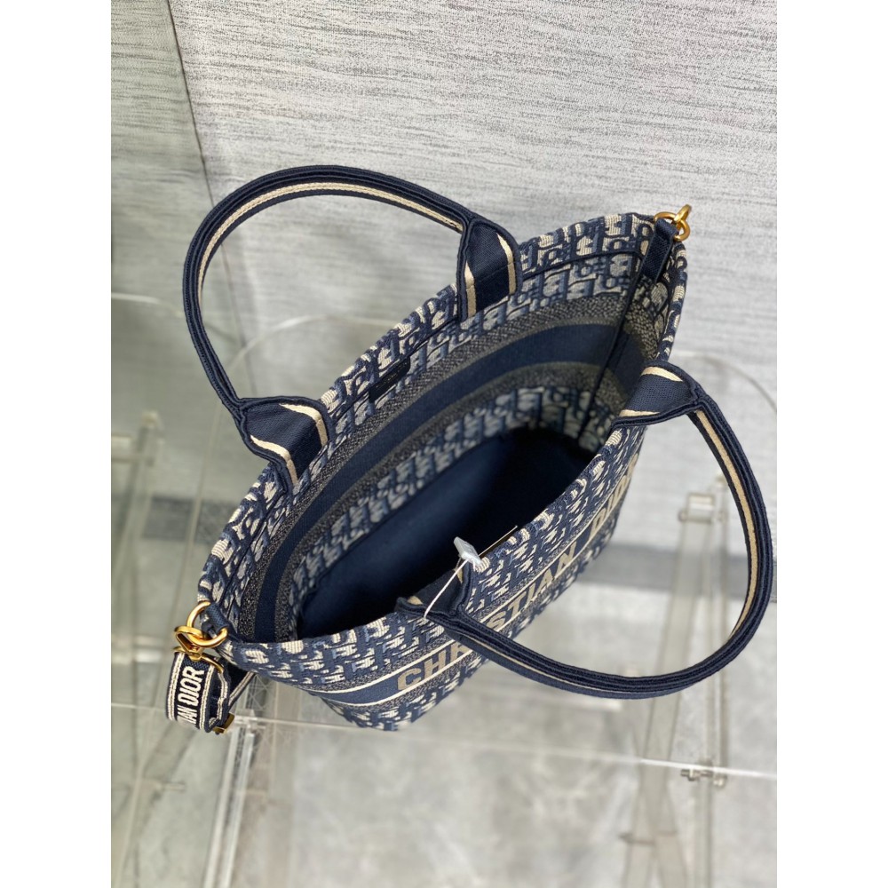 Dior Hat basket bag 2024 new model 26cm Bags