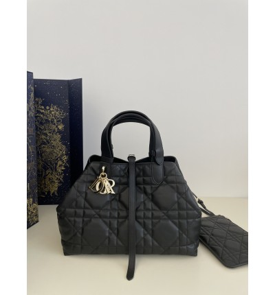 Dior Medium Toujours Bag 28.5 x 21.5 x 19 cm