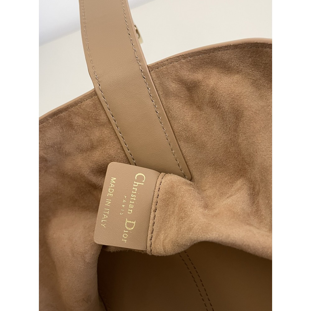 Dior Small Toujours Bag 23 x 14 x 12 cm Bags