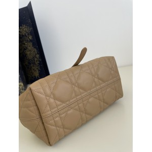 Dior Small Toujours Bag 23 x 14 x 12 cm Bags