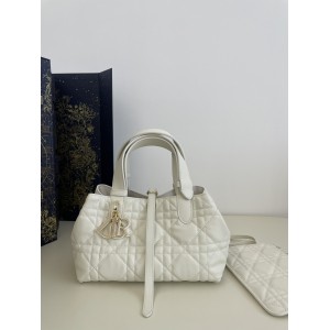 Dior Small Toujours Bag 23 x 14 x 12 cm Bags