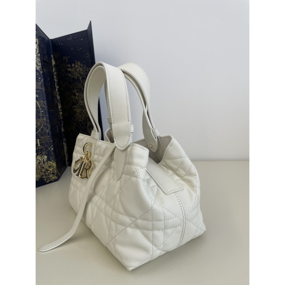 Dior Small Toujours Bag 23 x 14 x 12 cm Bags