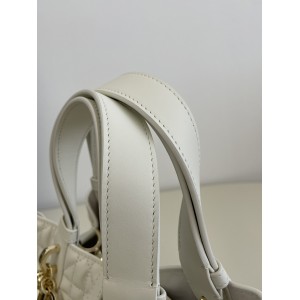 Dior Small Toujours Bag 23 x 14 x 12 cm Bags