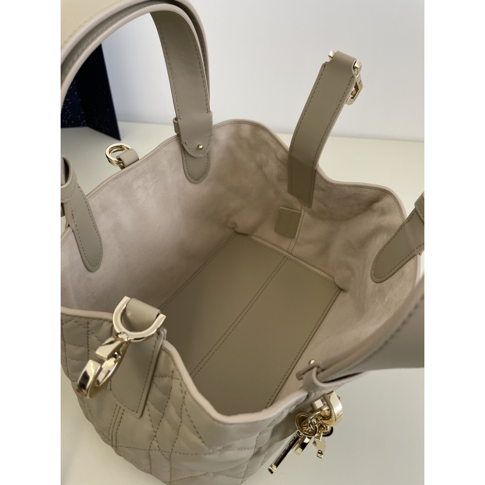 Dior Small Toujours Bag 23 x 14 x 12 cm Bags