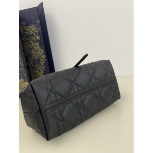 Dior Small Toujours Bag 23 x 14 x 12 cm Bags