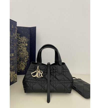 Dior Small Toujours Bag 23 x 14 x 12 cm