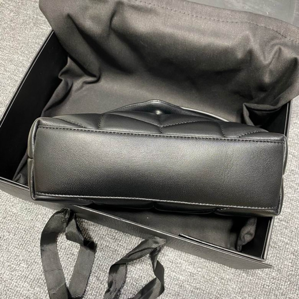 Ysl TOY PUFFER IN LAMBSKIN 23x15.5x8.5cm 