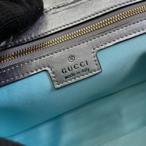 Gucci marmont 26cm iridescent blue Bags