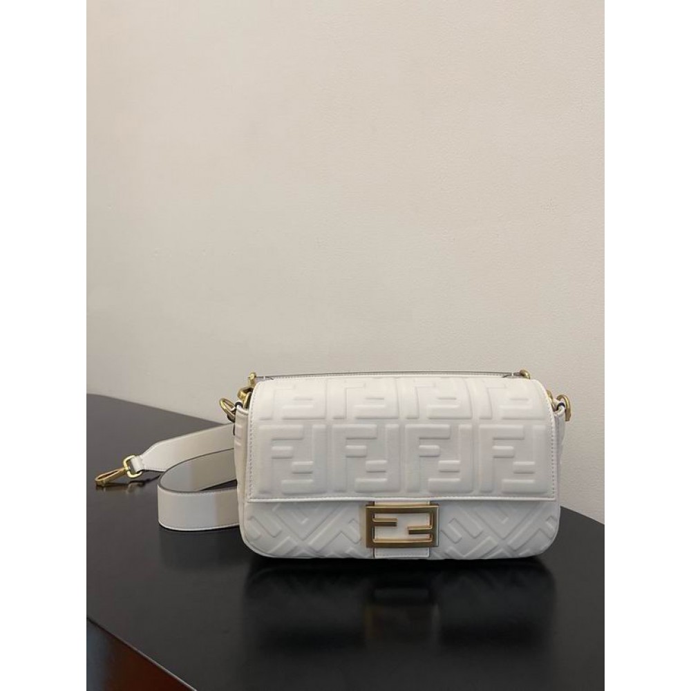 Fendi baguette 26x15x6cm white leather 100% Bags