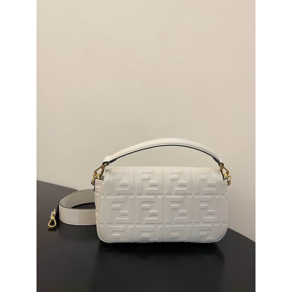 Fendi baguette 26x15x6cm white leather 100% Bags