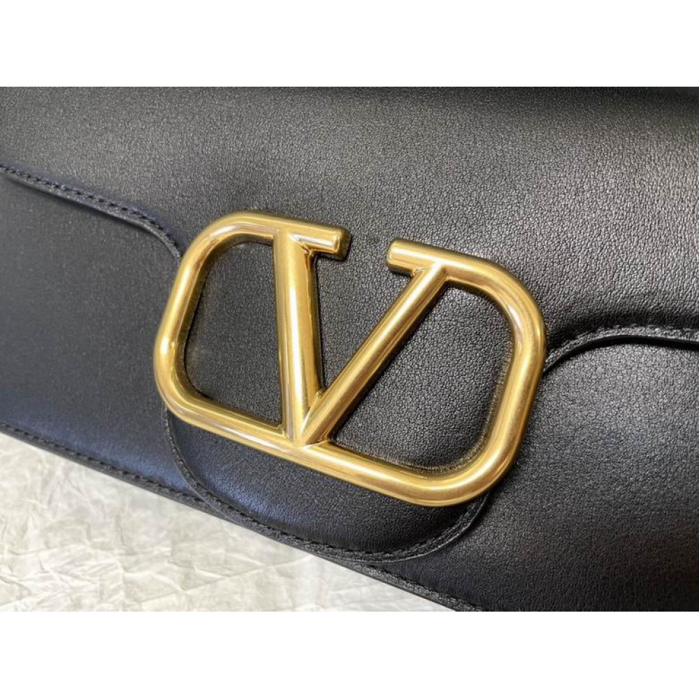 Valentino loco shoulder bag 27x13 black leather 100% Bags