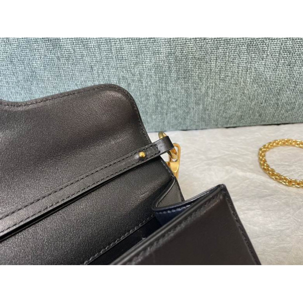 Valentino loco shoulder bag 27x13 black leather 100% Bags