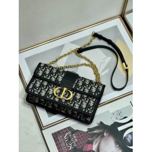 Dior montaigne 21.5cm Bags
