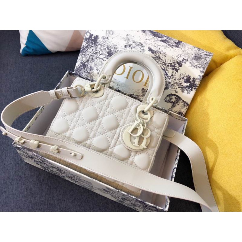 Dior lady ultramatte leather 20x16.5 cm white Bags