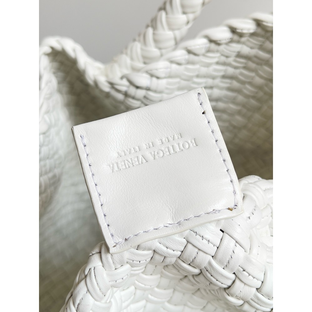 Bottega veneta Tosca shoulder bag 27x18cm Bags