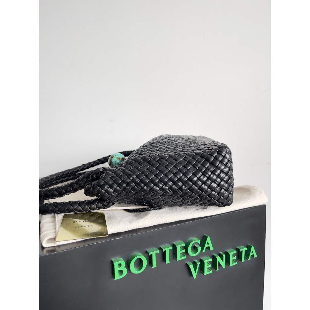 Bottega veneta Tosca shoulder bag 27x18cm small pearl Bags