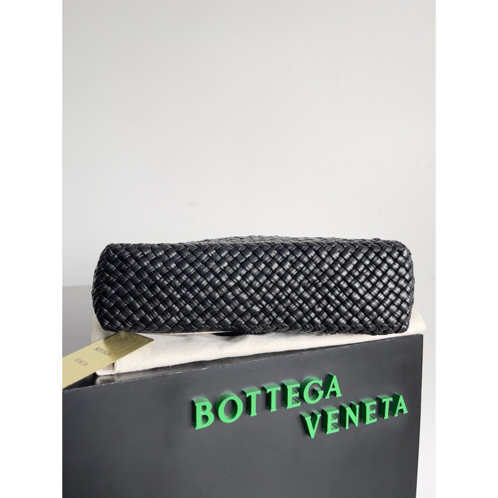 Bottega veneta Tosca shoulder bag 27x18cm small pearl Bags