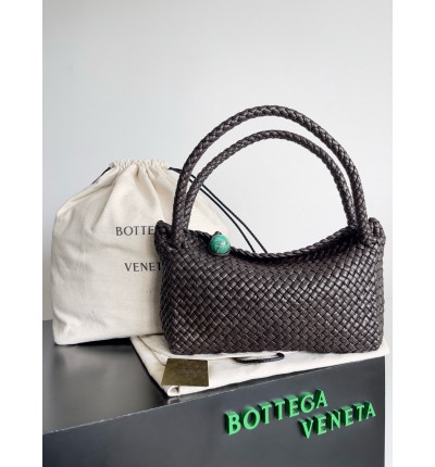 Bottega veneta Tosca shoulder bag 27x18cm small pearl