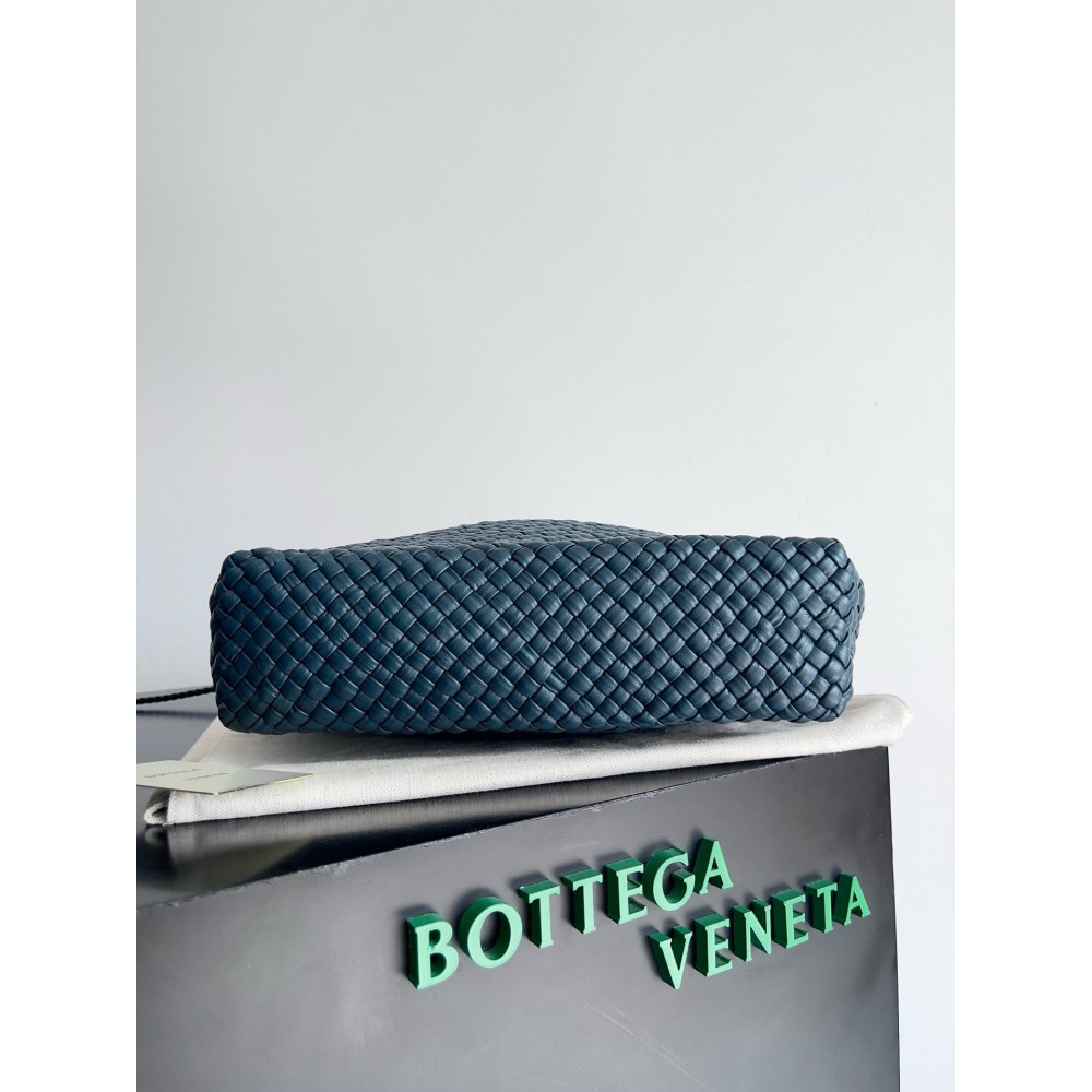 Bottega veneta Tosca shoulder bag 27x18cm small pearl Bags