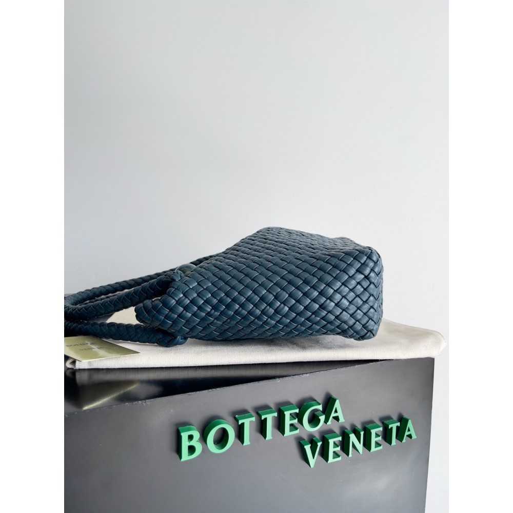 Bottega veneta Tosca shoulder bag 27x18cm small pearl Bags