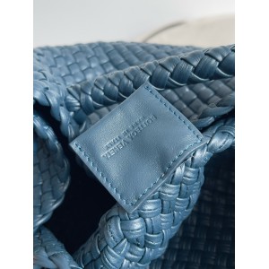 Bottega veneta Tosca shoulder bag 27x18cm small pearl Bags