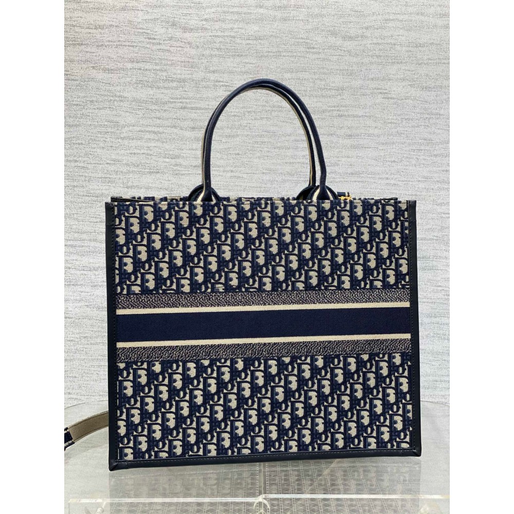 Dior Book Tote Large size 42 x 35 x 18.5 cm Bags