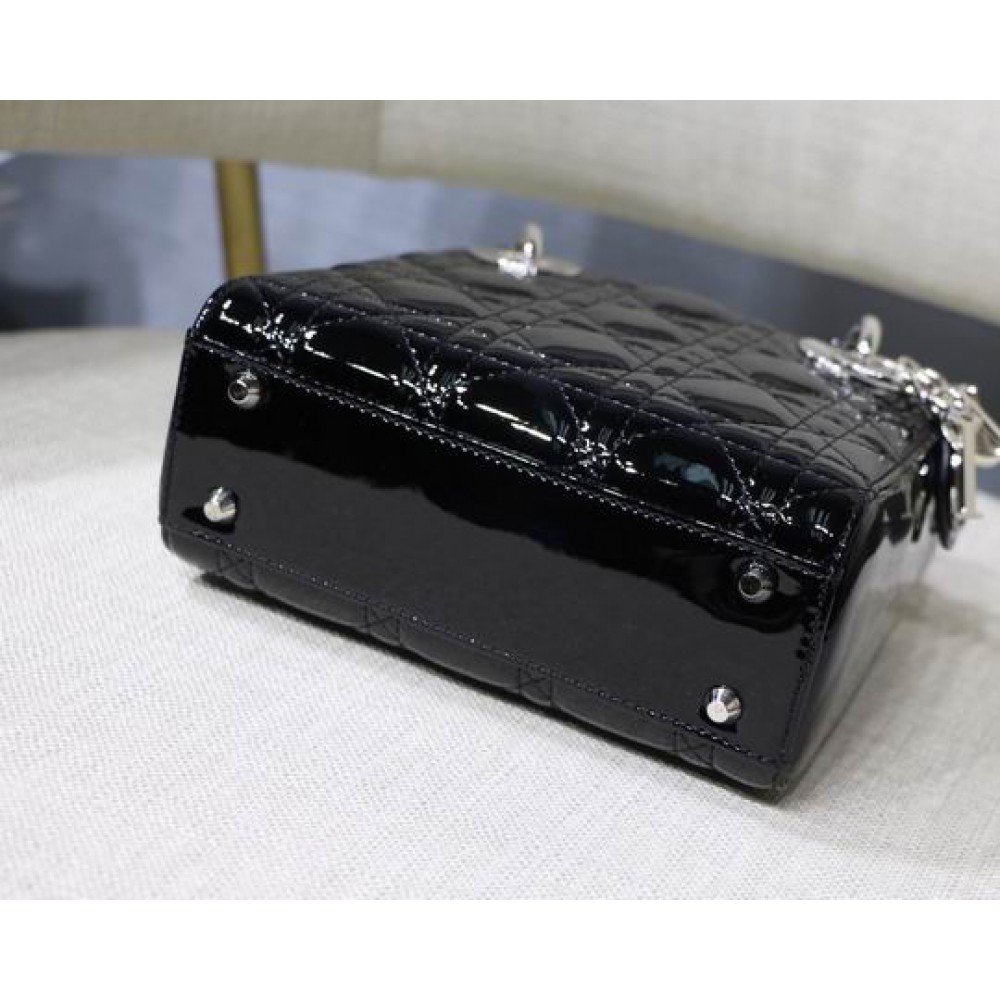 Dior Mini Lady Bag 17 x 15 x 7 cm pattent cannage leather Bags