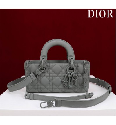 Dior Small Lady D-Joy Bag Ultramatte 22 x 12 x 6 cm