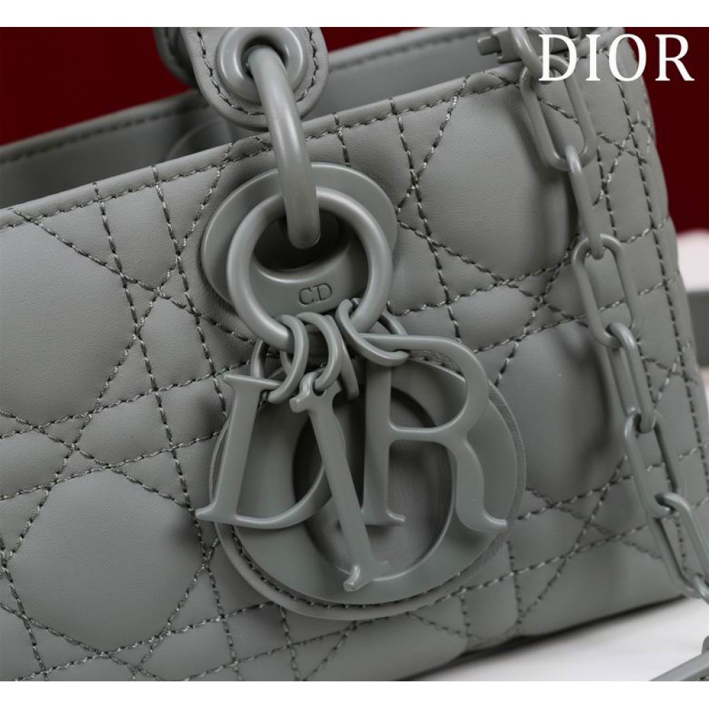 Dior Small Lady D-Joy Bag Ultramatte 22 x 12 x 6 cm Bags