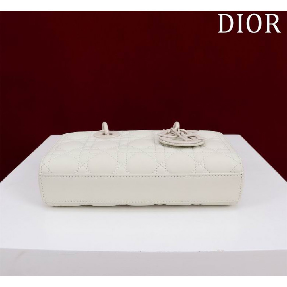 Dior Small Lady D-Joy Bag Ultramatte 22 x 12 x 6 cm Bags