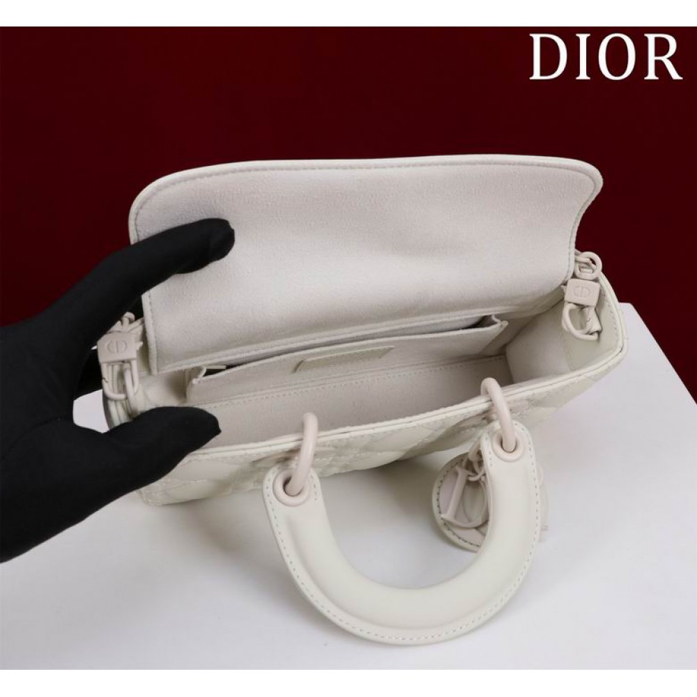 Dior Small Lady D-Joy Bag Ultramatte 22 x 12 x 6 cm Bags