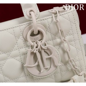 Dior Small Lady D-Joy Bag Ultramatte 22 x 12 x 6 cm Bags