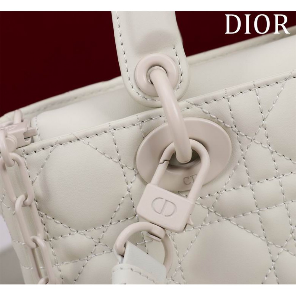 Dior Small Lady D-Joy Bag Ultramatte 22 x 12 x 6 cm Bags