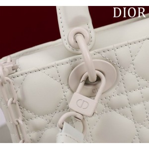 Dior Small Lady D-Joy Bag Ultramatte 22 x 12 x 6 cm Bags