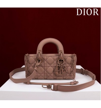Dior Small Lady D-Joy Bag Ultramatte 22 x 12 x 6 cm