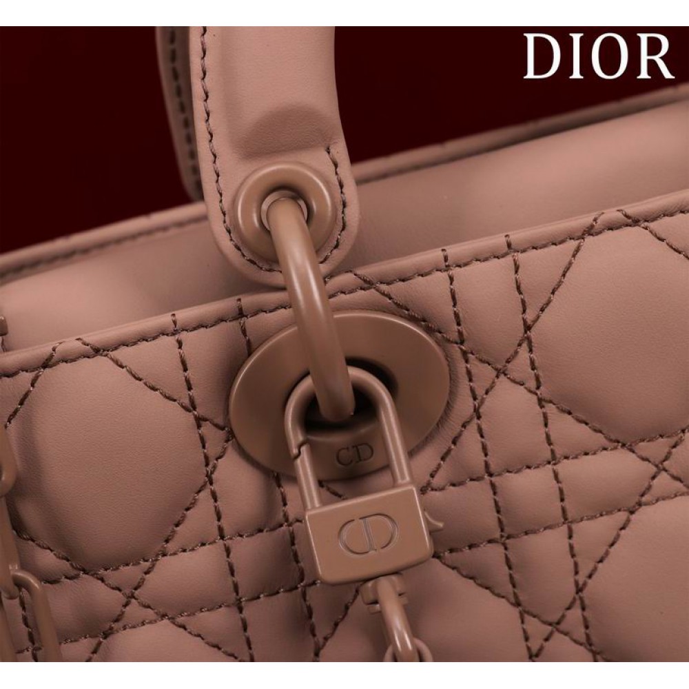 Dior Small Lady D-Joy Bag Ultramatte 22 x 12 x 6 cm Bags