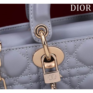 Dior Small Lady D-Joy Bag Cannage Lambskin 22 x 12 x 6 cm Bags