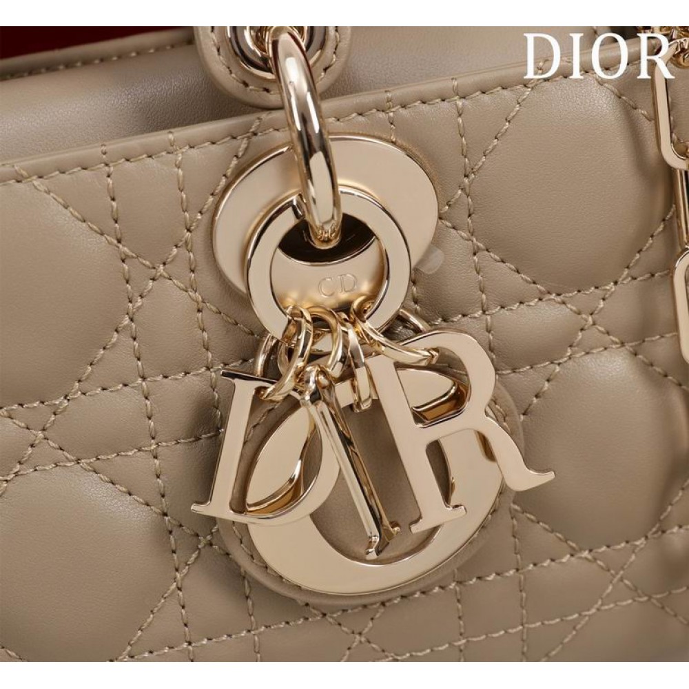 Dior Small Lady D-Joy Bag Cannage Lambskin 22 x 12 x 6 cm Bags