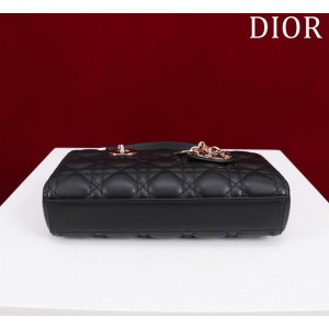 Dior Small Lady D-Joy Bag Cannage Lambskin 22 x 12 x 6 cm Bags