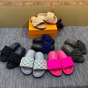 Lv slippers 35-41 puffer Shoes