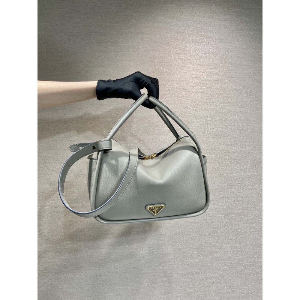 Prada leather handbag 25x18x10cm Bags