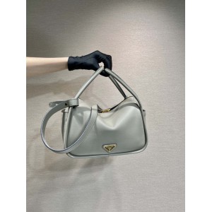 Prada leather handbag 25x18x10cm Bags