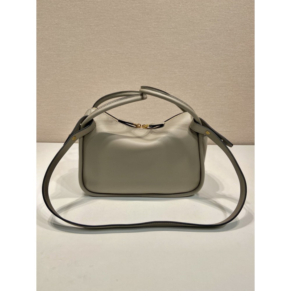 Prada leather handbag 25x18x10cm Bags