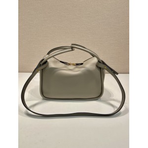 Prada leather handbag 25x18x10cm Bags