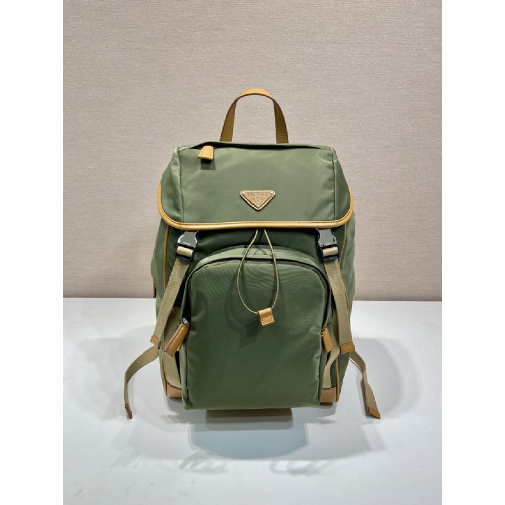 Prada backpack 45 x27x17cm Bags